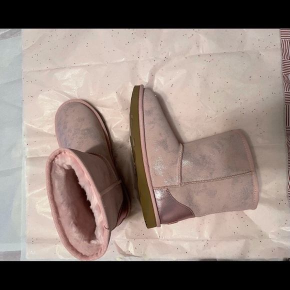 Ugg boots for big girls - Picture 7 of 7